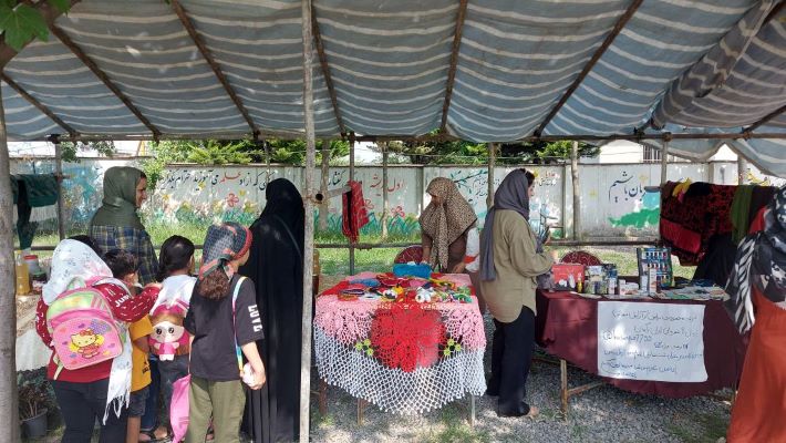 غرفه صنایع دستی و تولیدات خانگی روستا